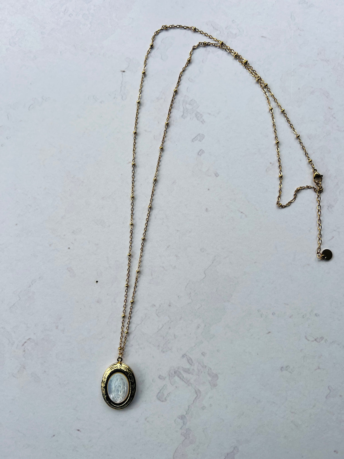 Dot Necklace