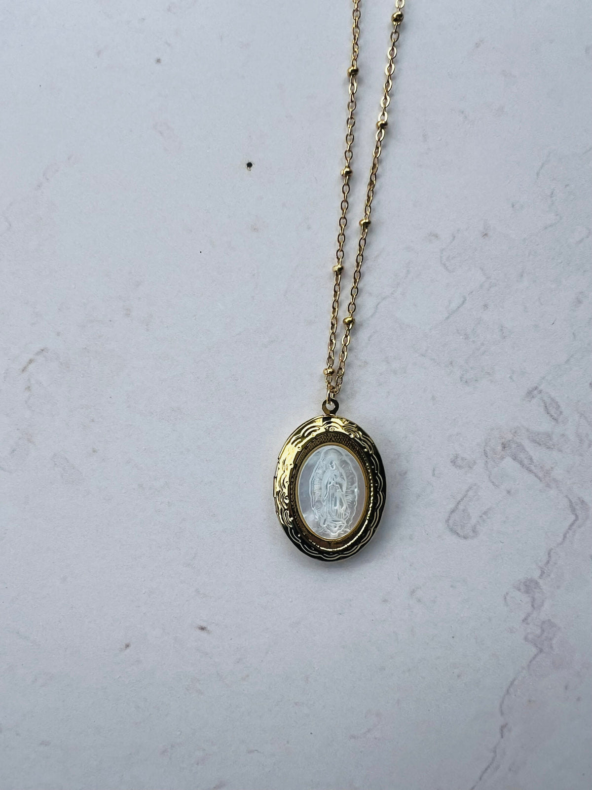 Dot Necklace